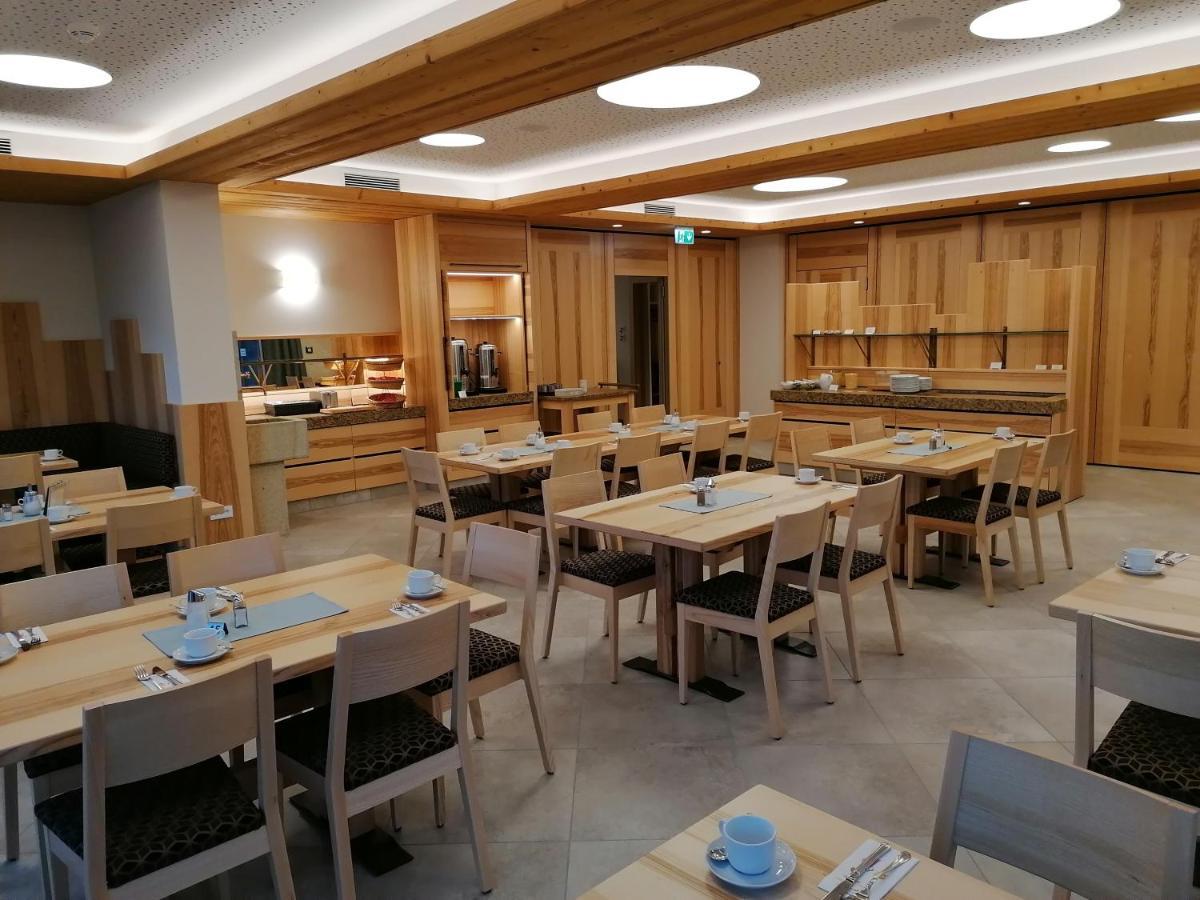Gasthof Zur Donaubruecke Ardagger Markt Luaran gambar
