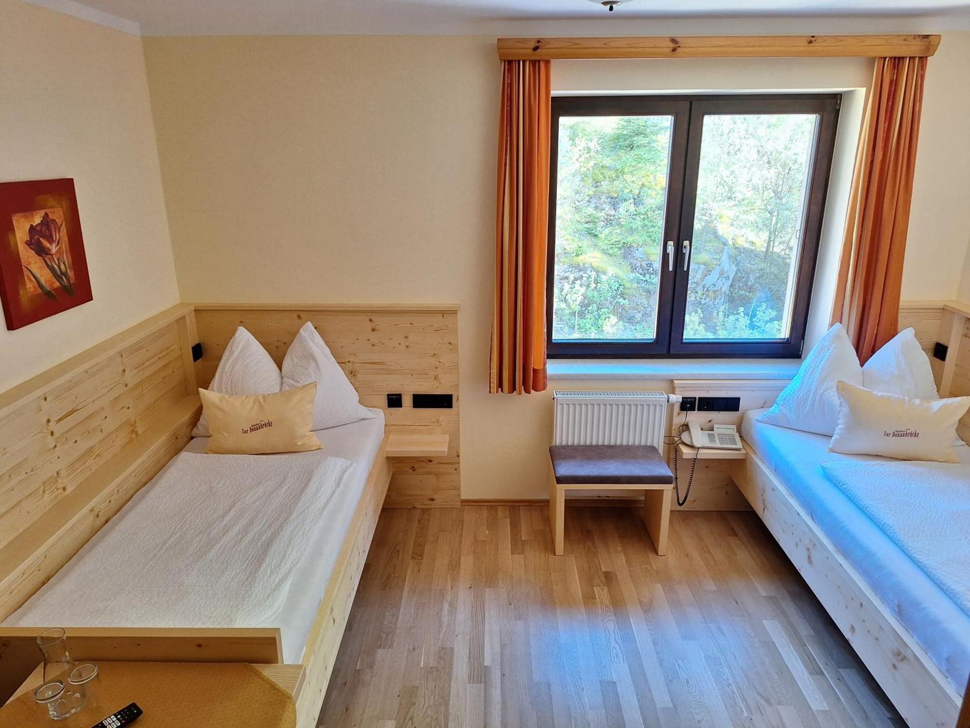 Gasthof Zur Donaubruecke Ardagger Markt Luaran gambar