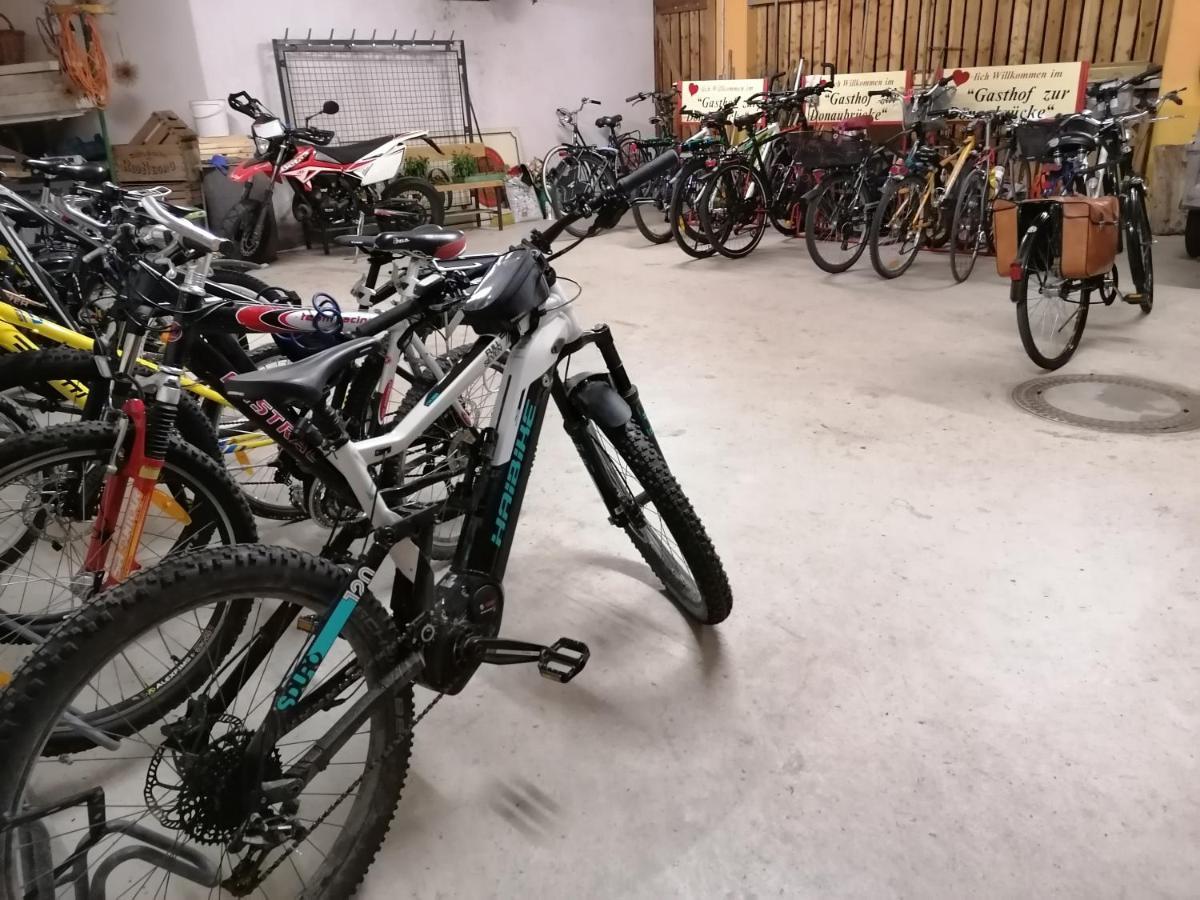 Gasthof Zur Donaubruecke Ardagger Markt Luaran gambar